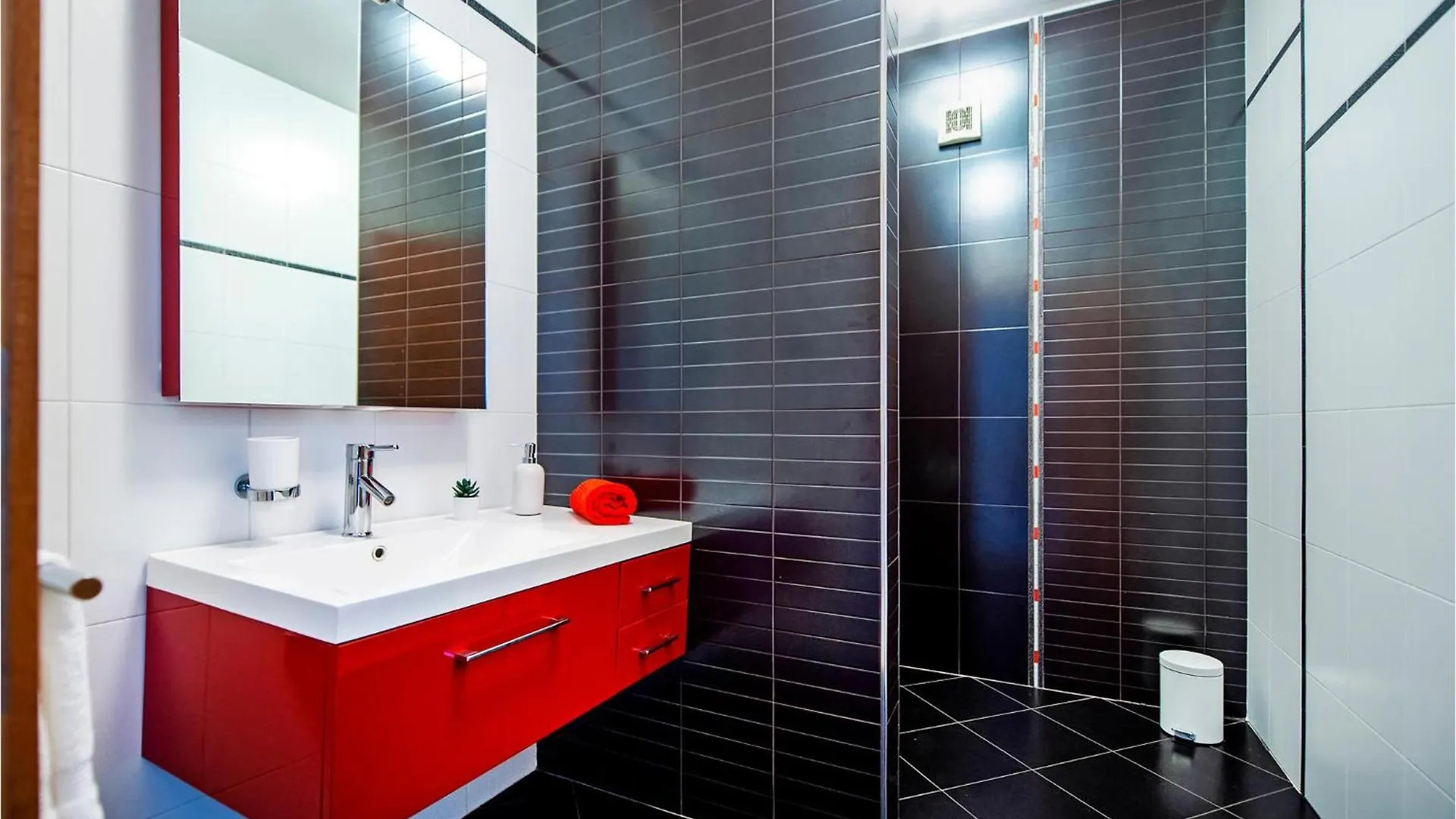 Holiday home Beautiful Home In Rovinjsko Selo With Kitchen